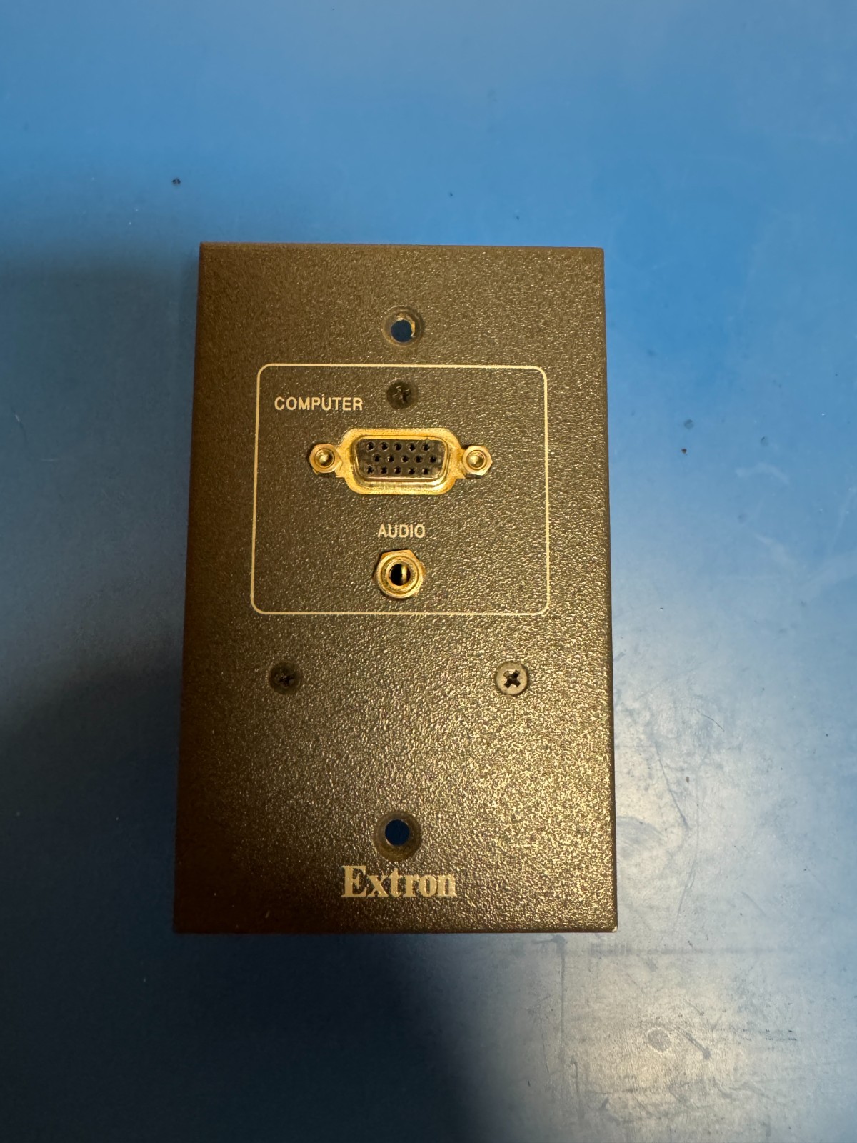 Extron WP 150 VGA Computer Video Audio Wallplate 5 BNC Black AV Interface