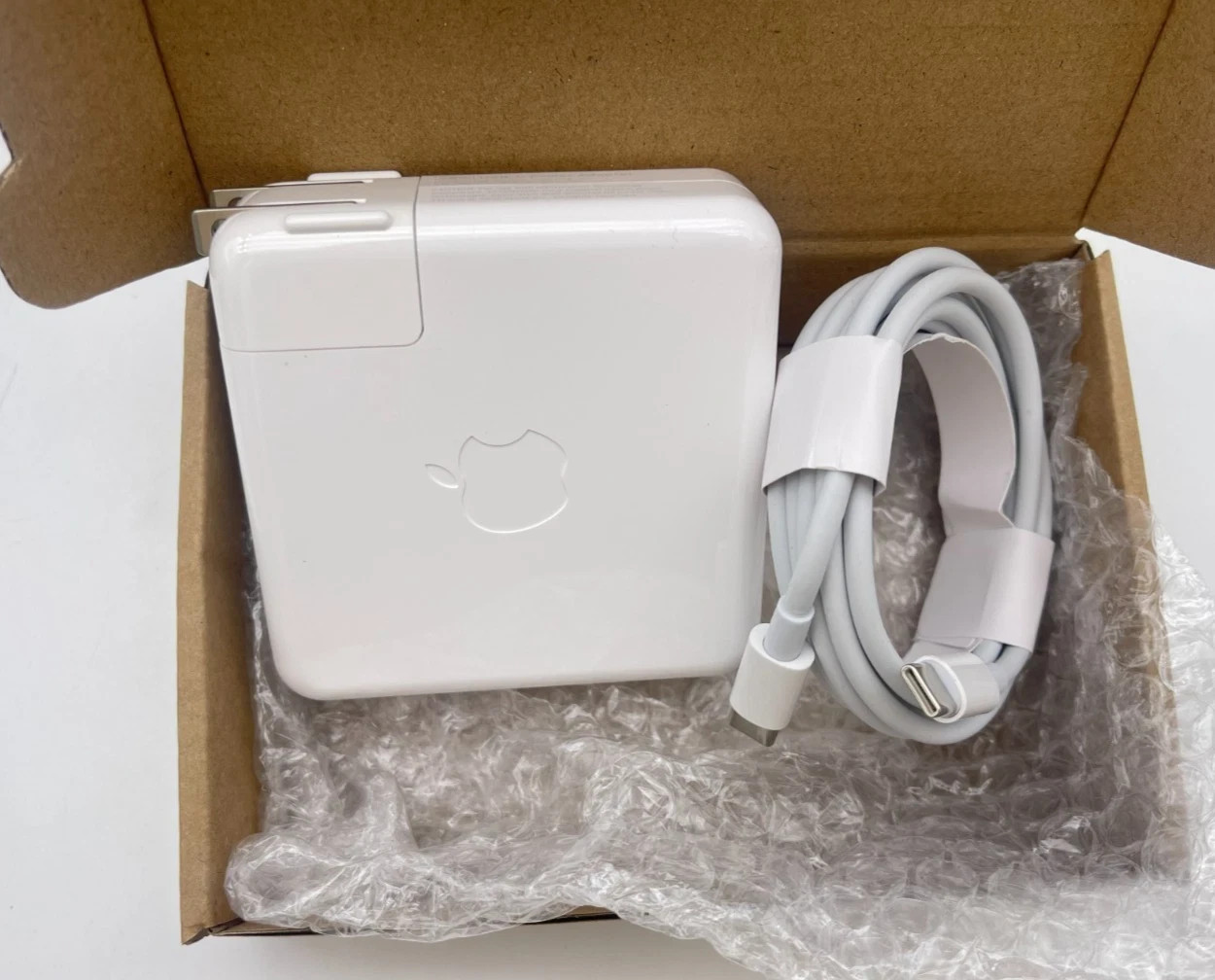 Genuine OEM 96W USB-C Rapid Charger for Apple MacBook Pro 16-inch （with Cable）US