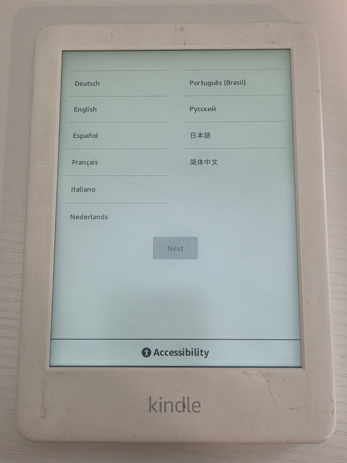 Amazon Kindle 10th Generation, 6in, White - [Grade D+]
