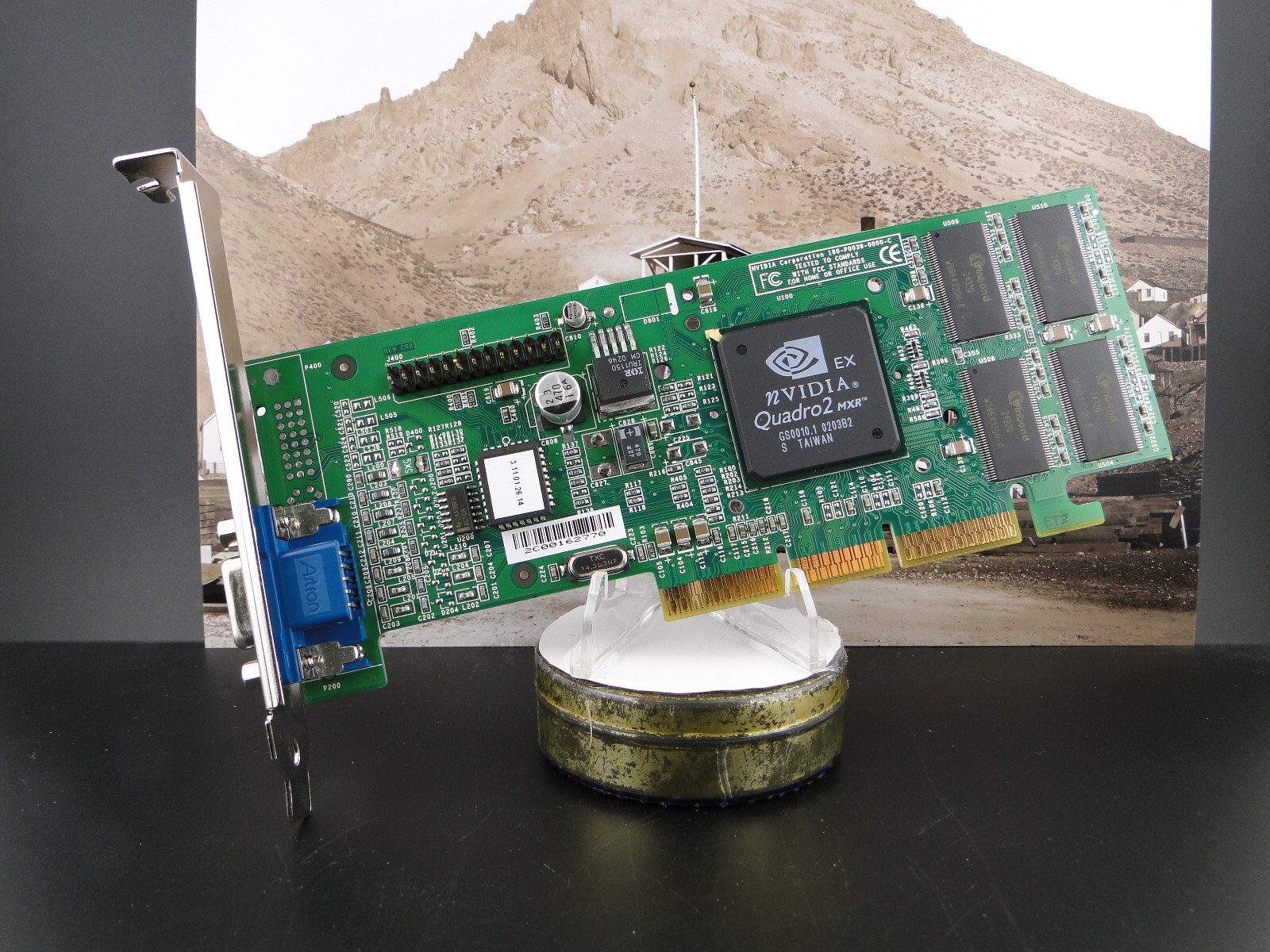 NVIDIA VGA AGP 32MB Dell 5F734 Video Card Quadro2 MXR N.O.S. GPU-001