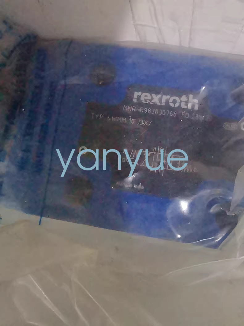 1PCS REXROTH R983030768 4WMM10J3X/  new via FedEx or DHL