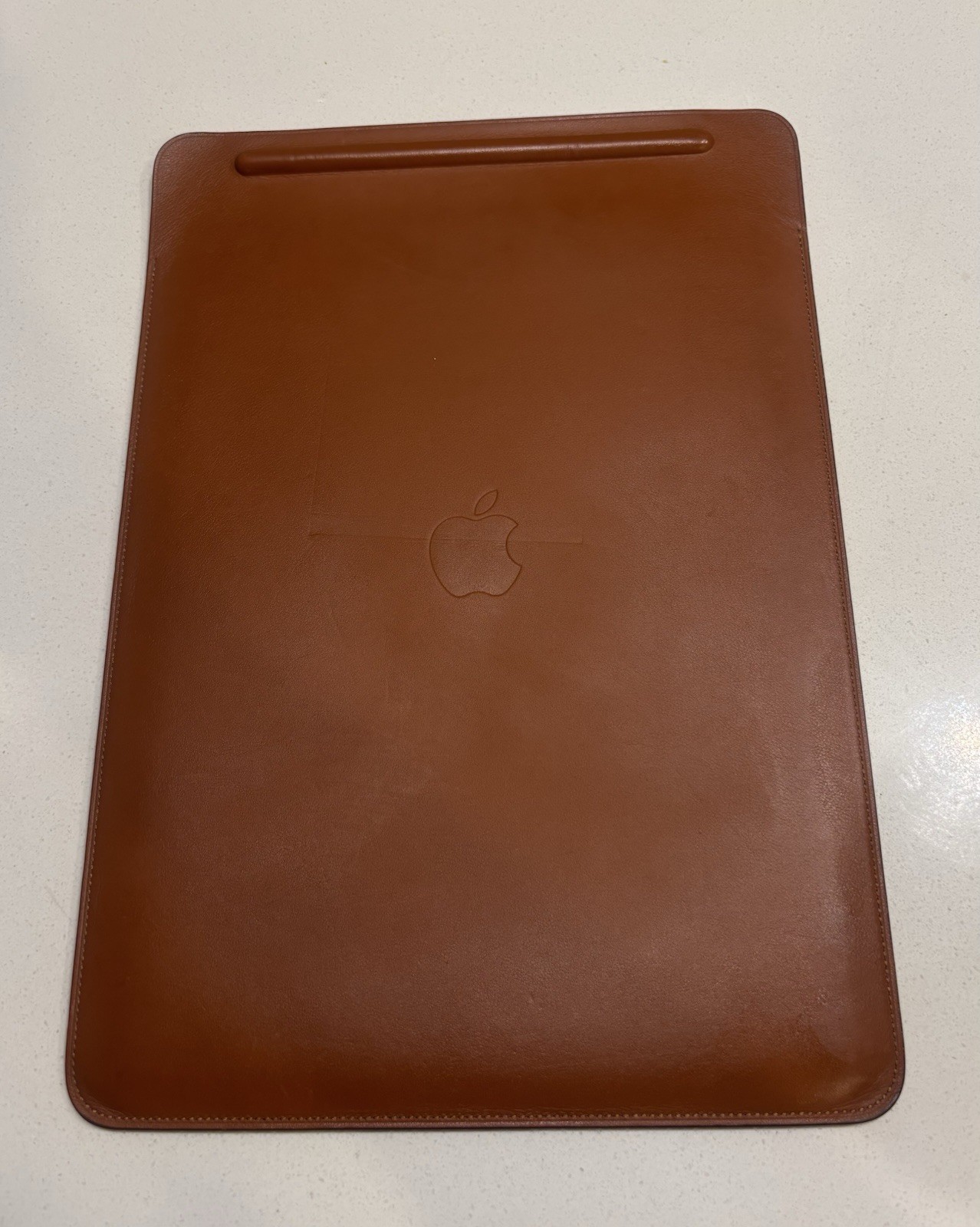 Apple Brown Leather Tablet/iPad Sleeve