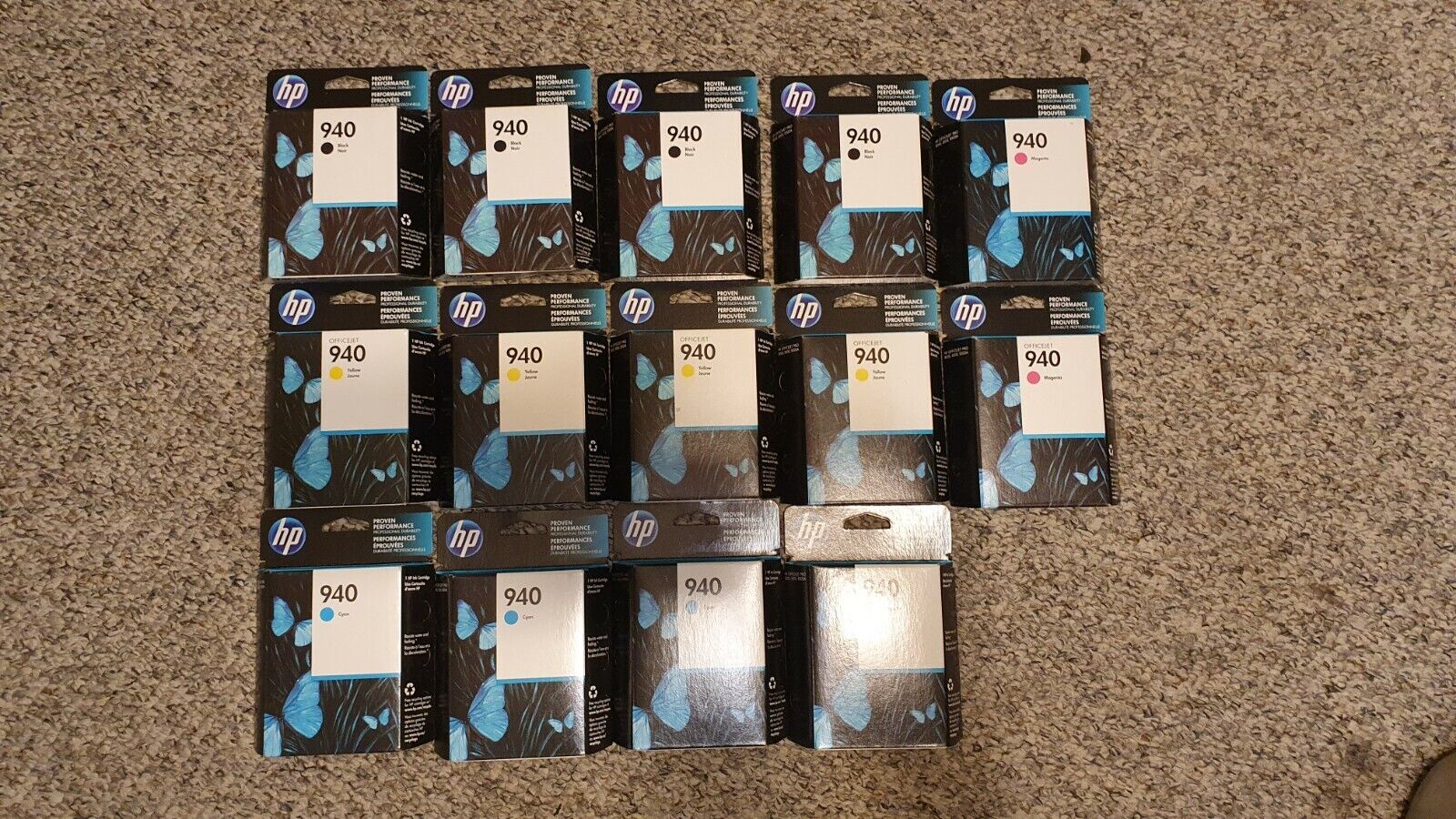 Lot of 14 Genuine HP 940 Black + Color Ink Catridges - Retail Pack , NOS