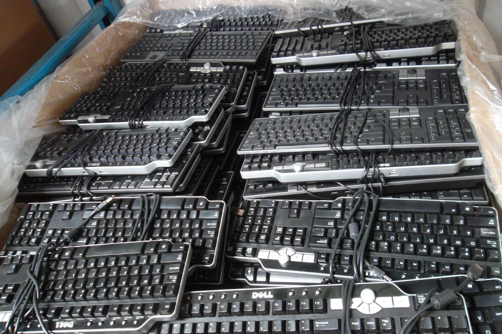 LOT-100 Dell Multimedia USB Keyboard Volume Play U473D TH836 N6250 H2MNH DJ425