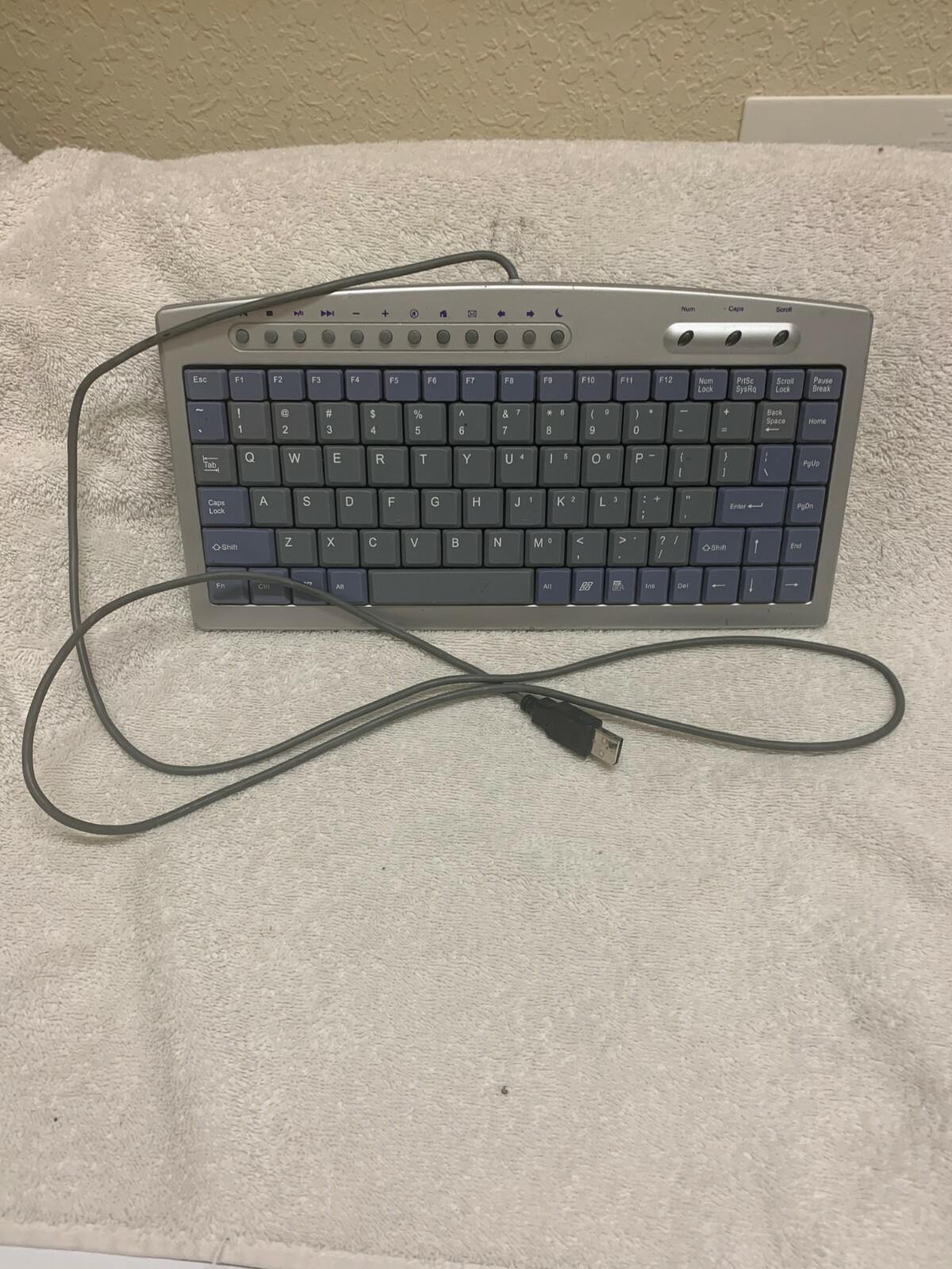 USB MINI KEYBOARD