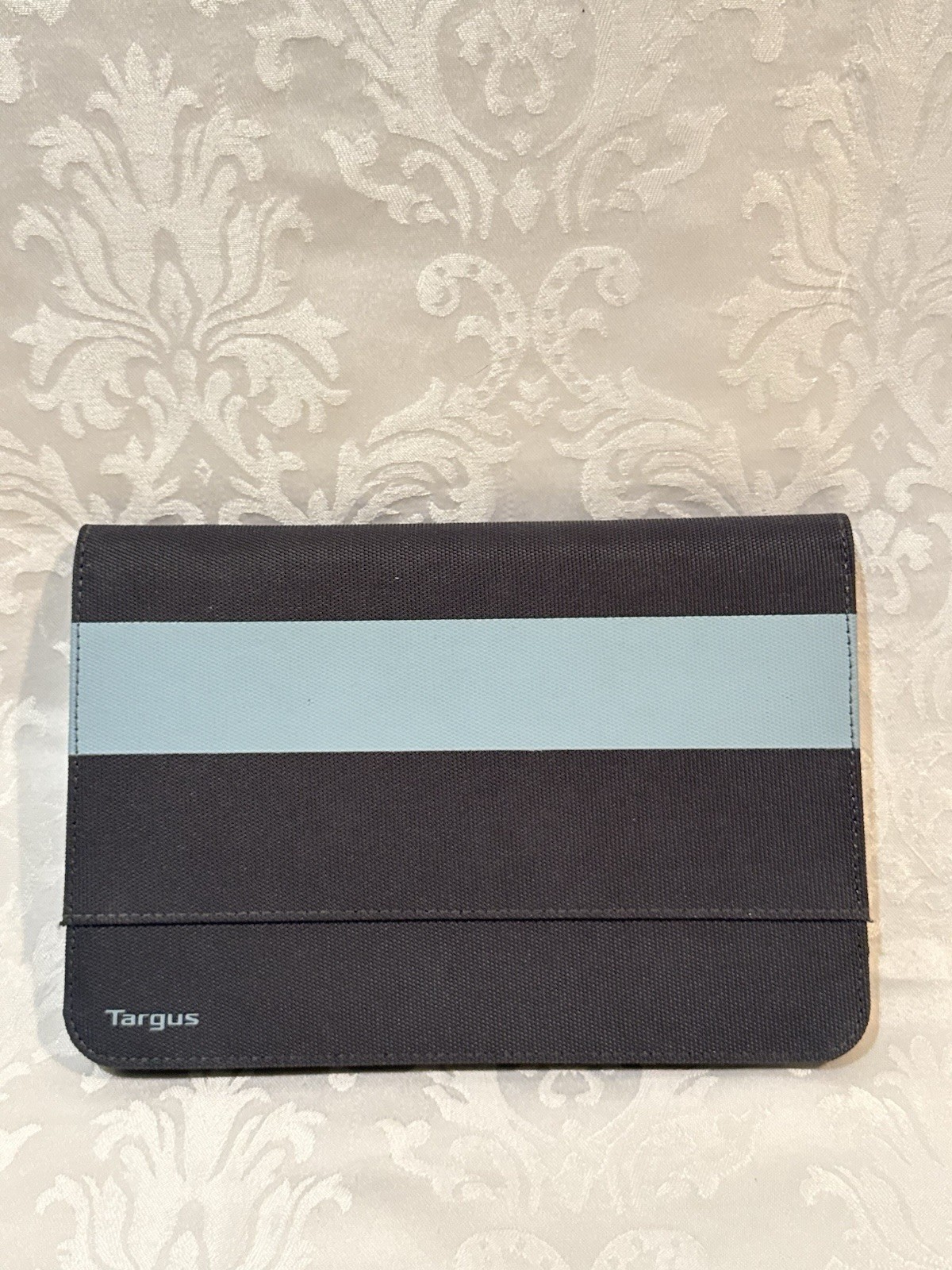 Targus Universal 8.5x5.5 Rotating Tablet Case