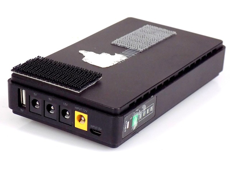 Shanqiu FX5-12 Mini UPS 10,000mAH UPS Router Power Supply 100-240V