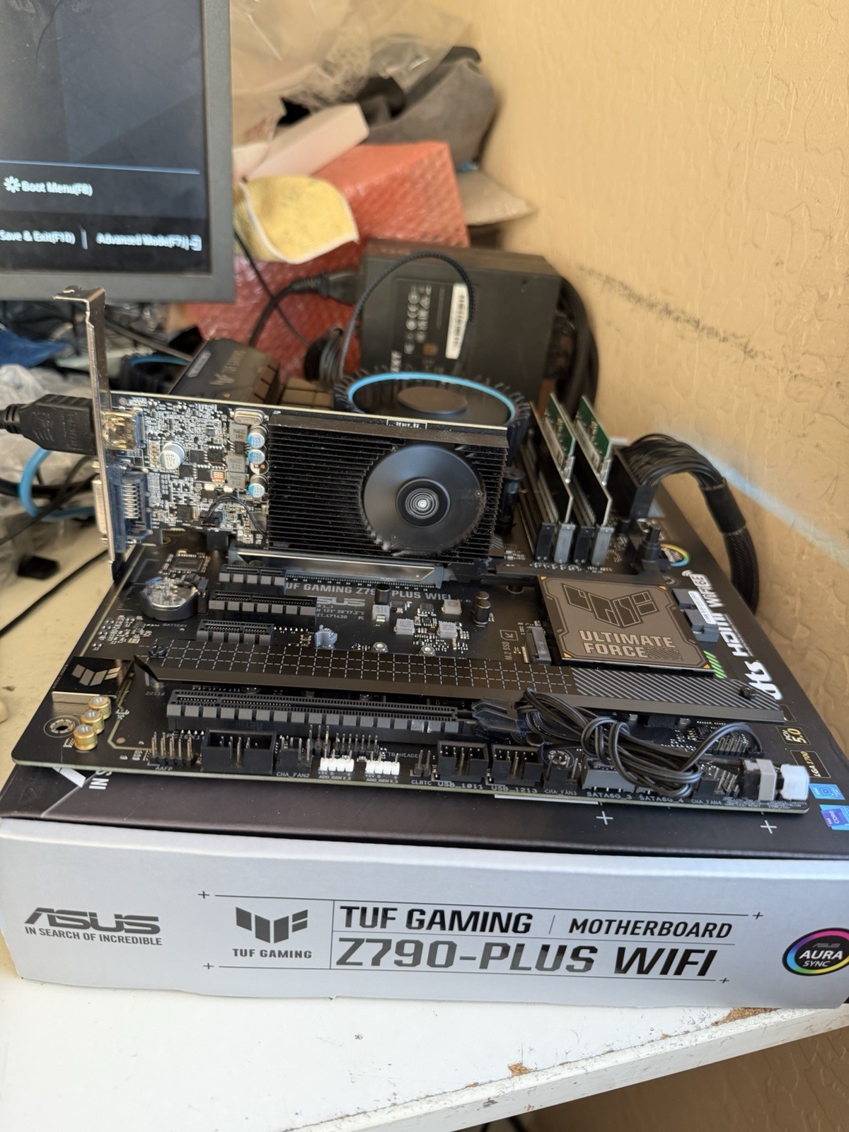 CPU + Motherboard Combo - Intel Core i5-12600KF + ASUS TUF Gaming Z790-Plus WIFI