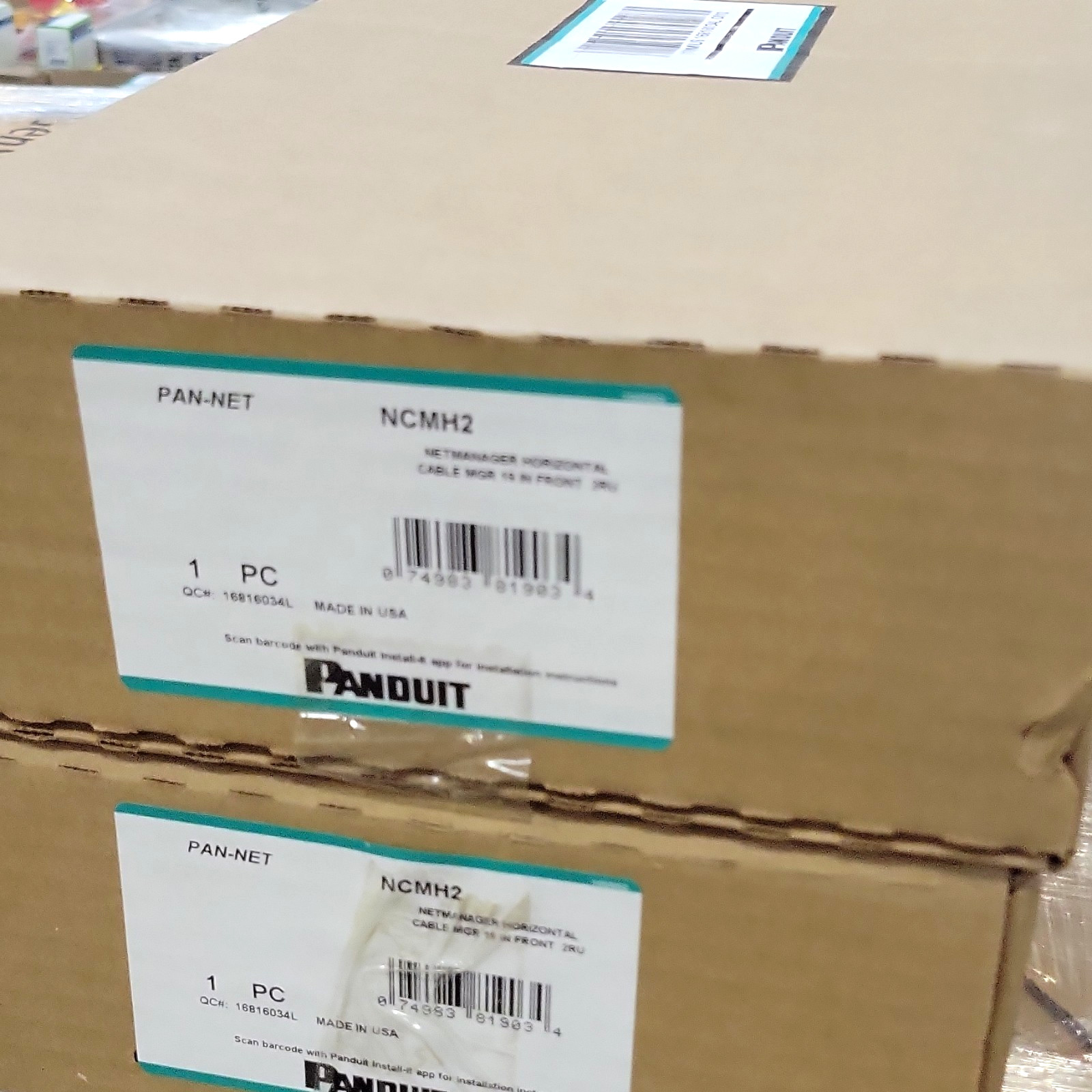 Panduit NCMH2 Rackmount Horizontal Cable Manager 19 in 2RU NetManager