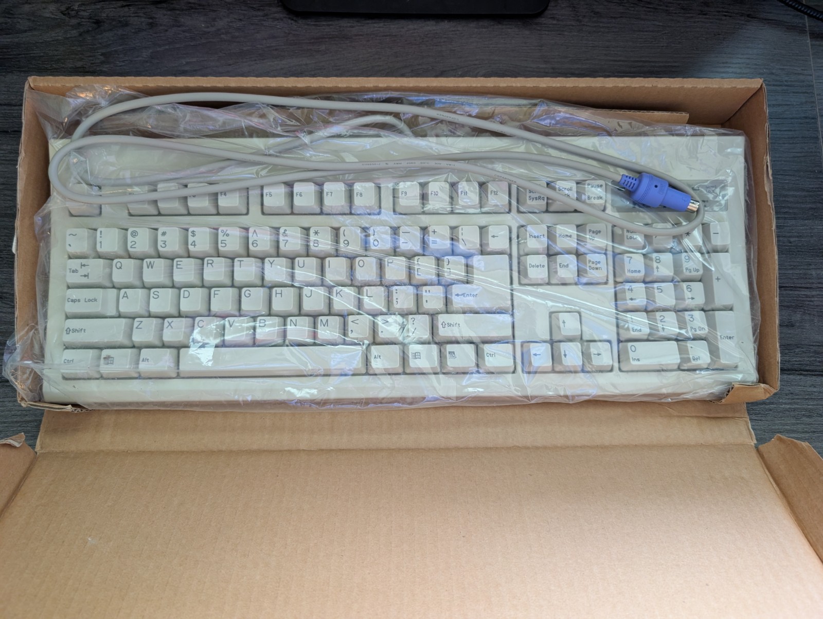 Keytronic KT800PS2US-C PS/2 Wired Keyboard Beige 6 Pin WORKING