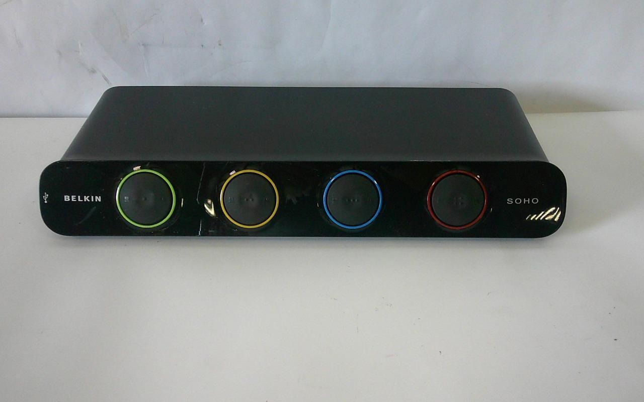 Belkin OmniView SOHO KVM F1DS104L 4-Port KVM Switch with Audio
