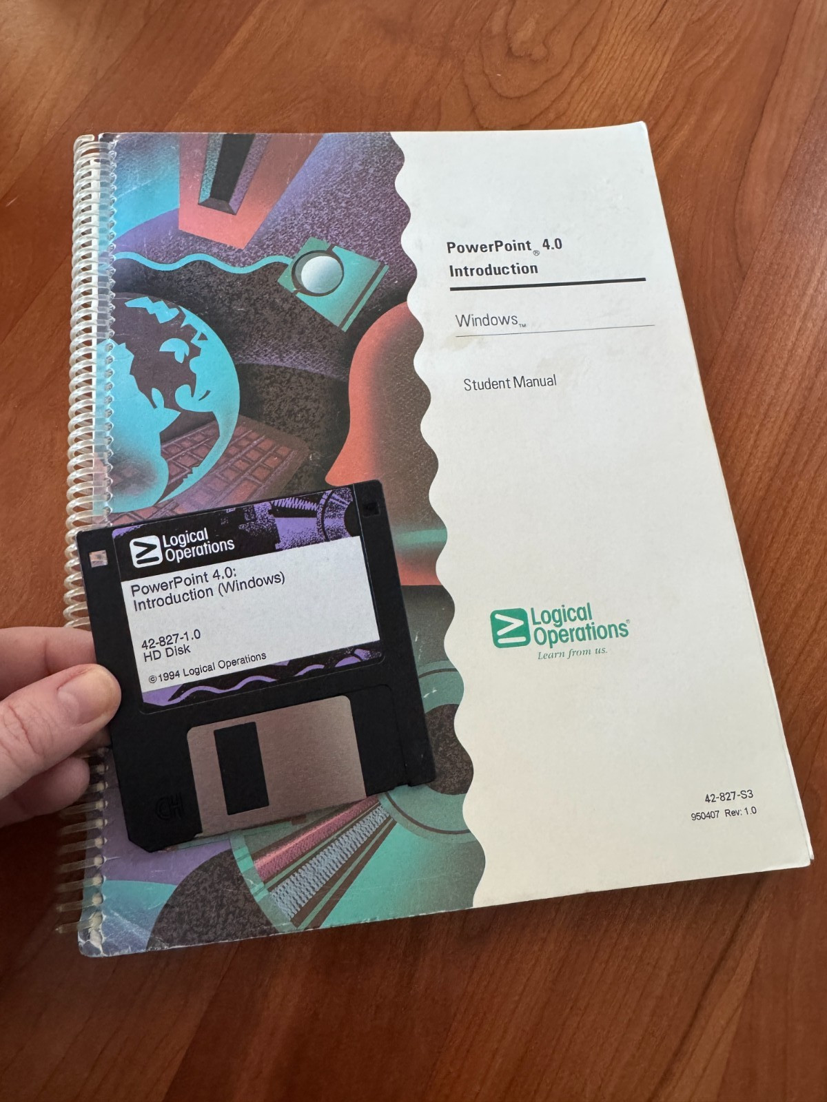 VINTAGE 1994 PowerPoint 4.0 Introduction Student Manual w/Original 3.5" Disc