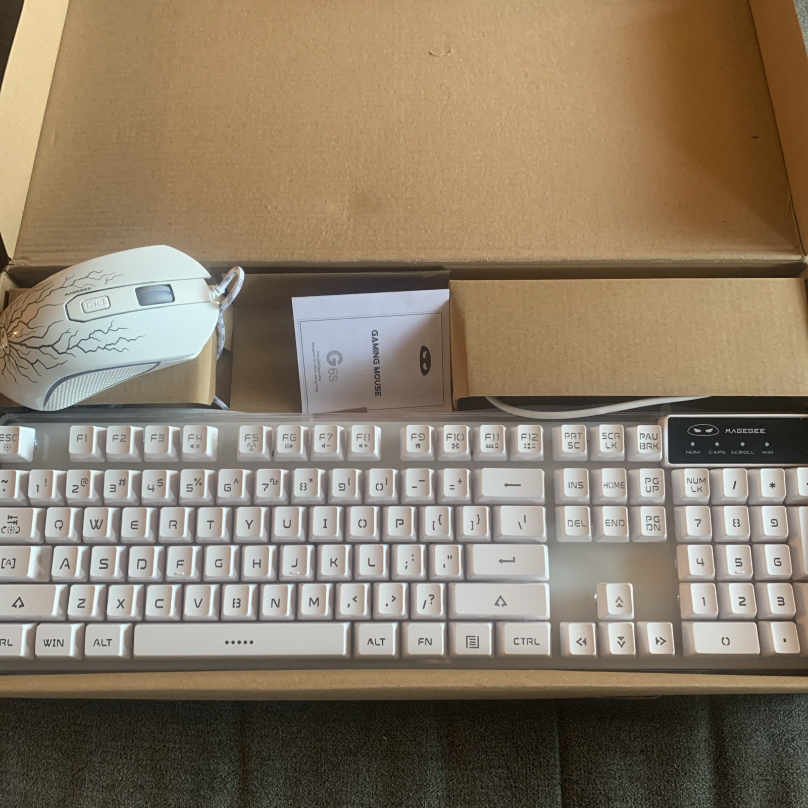 MageGee  Keyboard and Mouse Combo USB Wired Backlit White Gaming RGB lighting