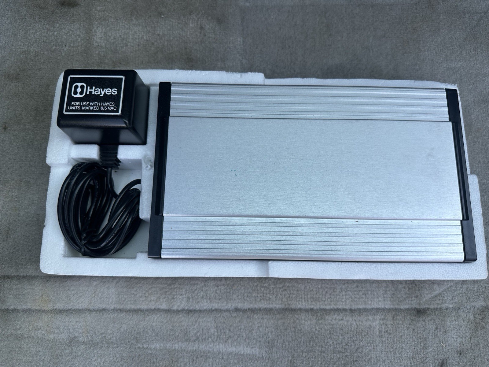 Hayes External SmartModem 2400 New