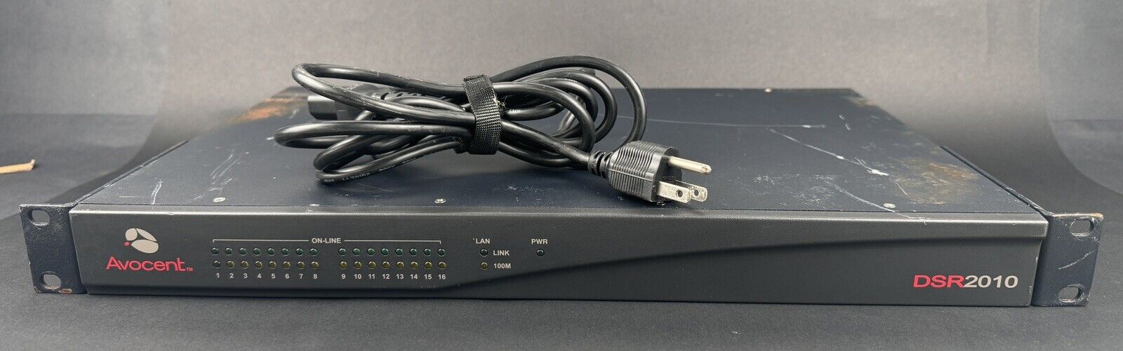 Avocent DSR2010 16-Ports External KVM switch With Remote Support Serial