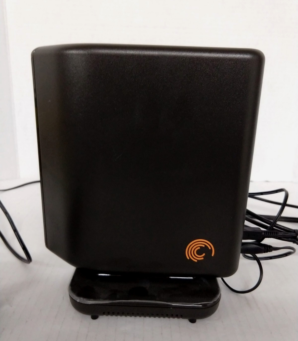 Seagate FreeAgent Desktop 500GB External Hard Drive USB 2.0 w/ Cables (D11-B1)