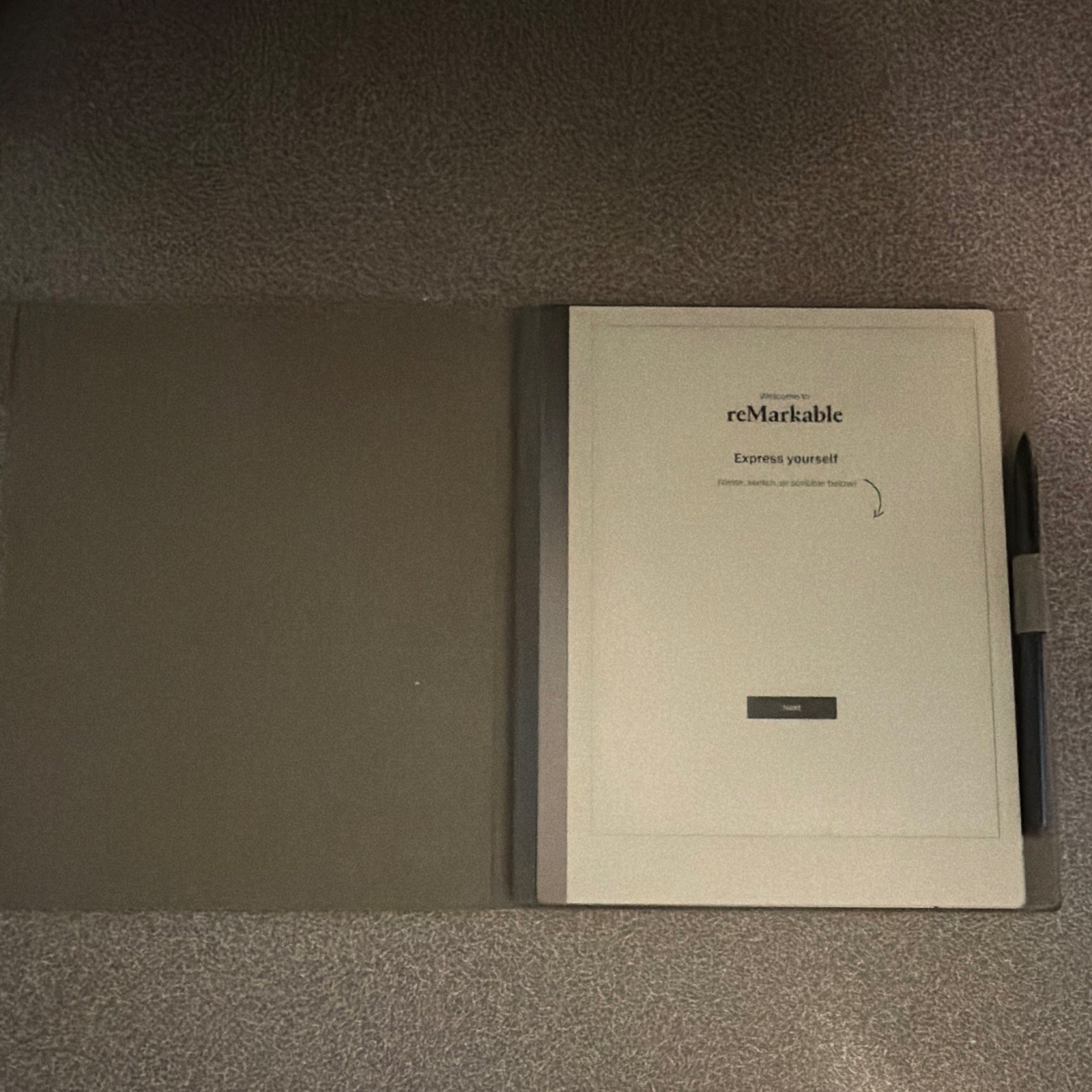 Remarkable Gen 1 with pen and case