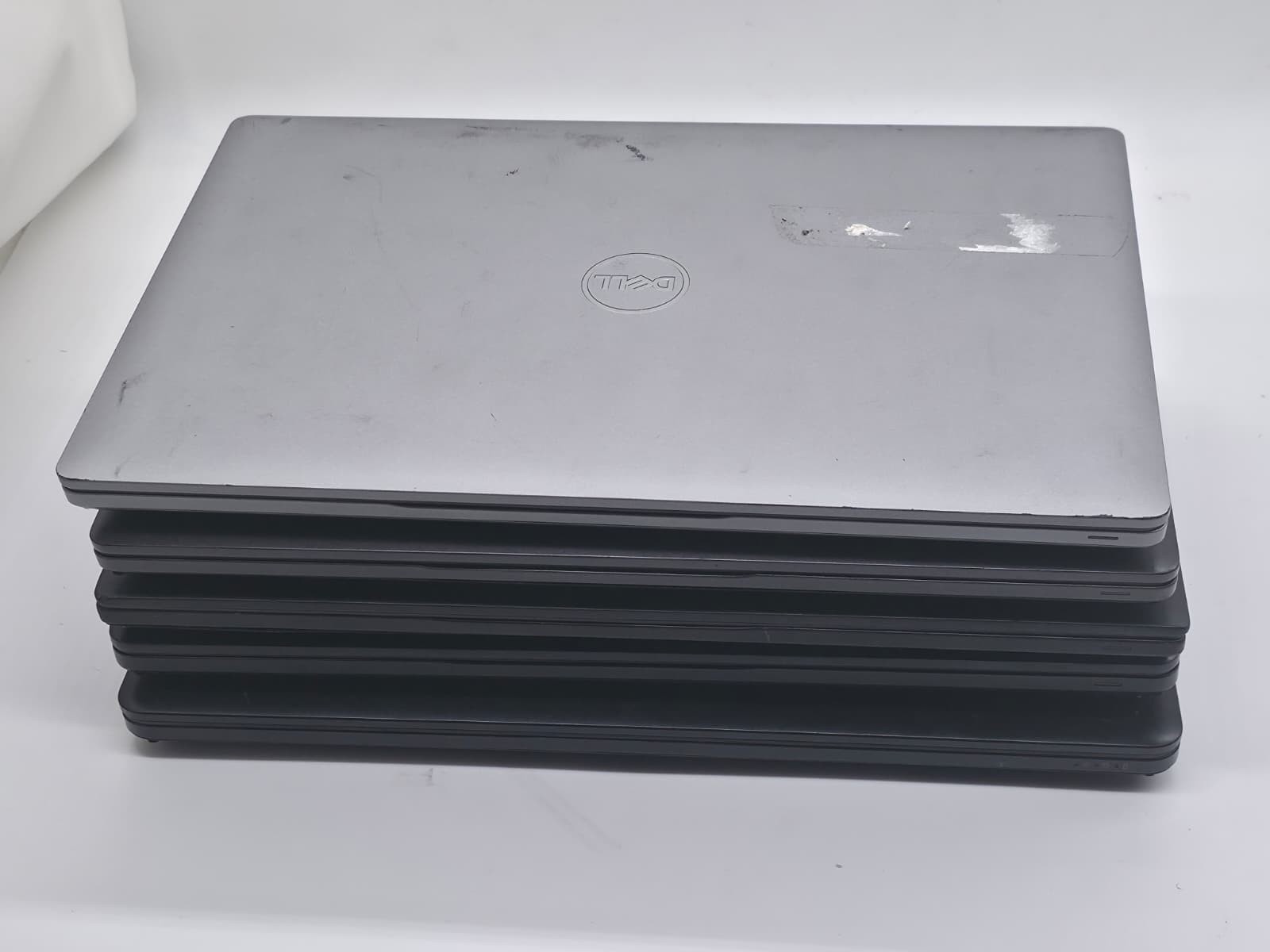 LOT OF 5 DELL LAPTOPS 4GB RAM Core i5 10th gen and others AS IS CHECK PHOTOS