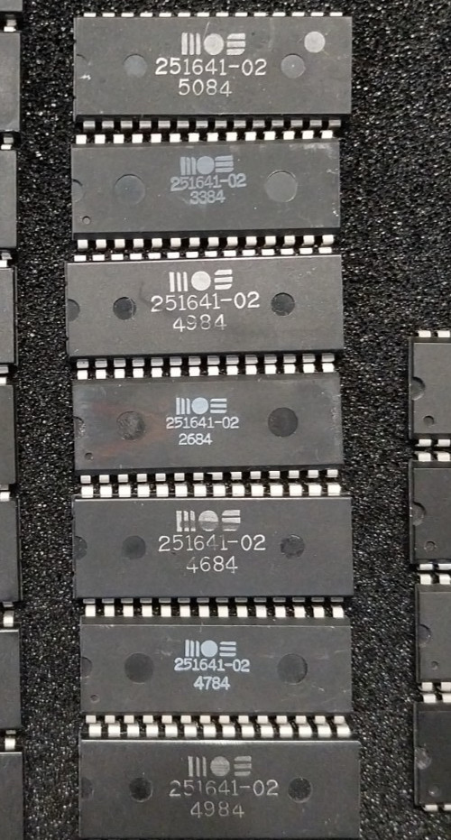 1 x MOS 251641-02 PLA for Commodore +4, C16 -=TESTED=-
