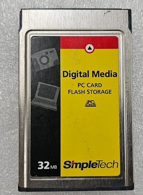 Vintage Simple Technology 32MB FLASHDISK PC Card for HP 200LX 100LX Palmtop