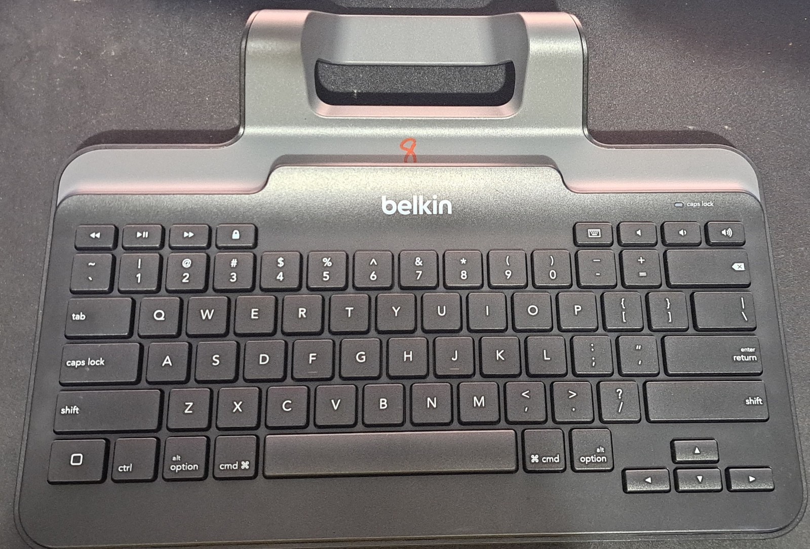 Lot of 20 Belkin Wired Keyboard & Tablet Stand For Apple iPad Lightning B2B130