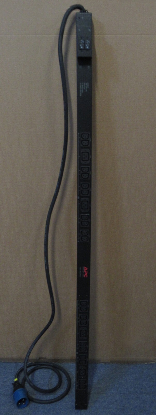 APC AP7553 20x C13 4x C19 Basic ZeroU Rack PDU Power Distribution Unit 32A 230V