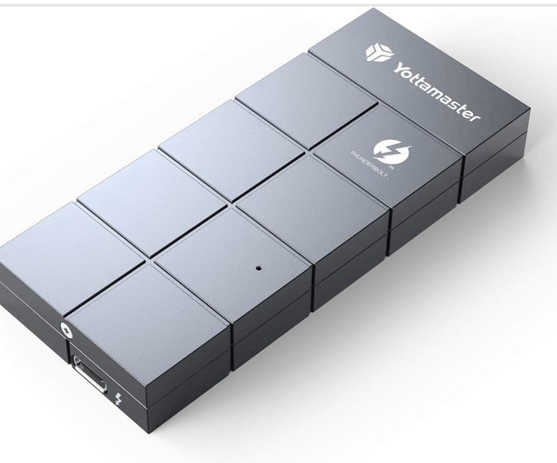 Yottamaster Thunderbolt 3 M.2 M-Key NVME SSD Aluminum Enclosure 40Gbps