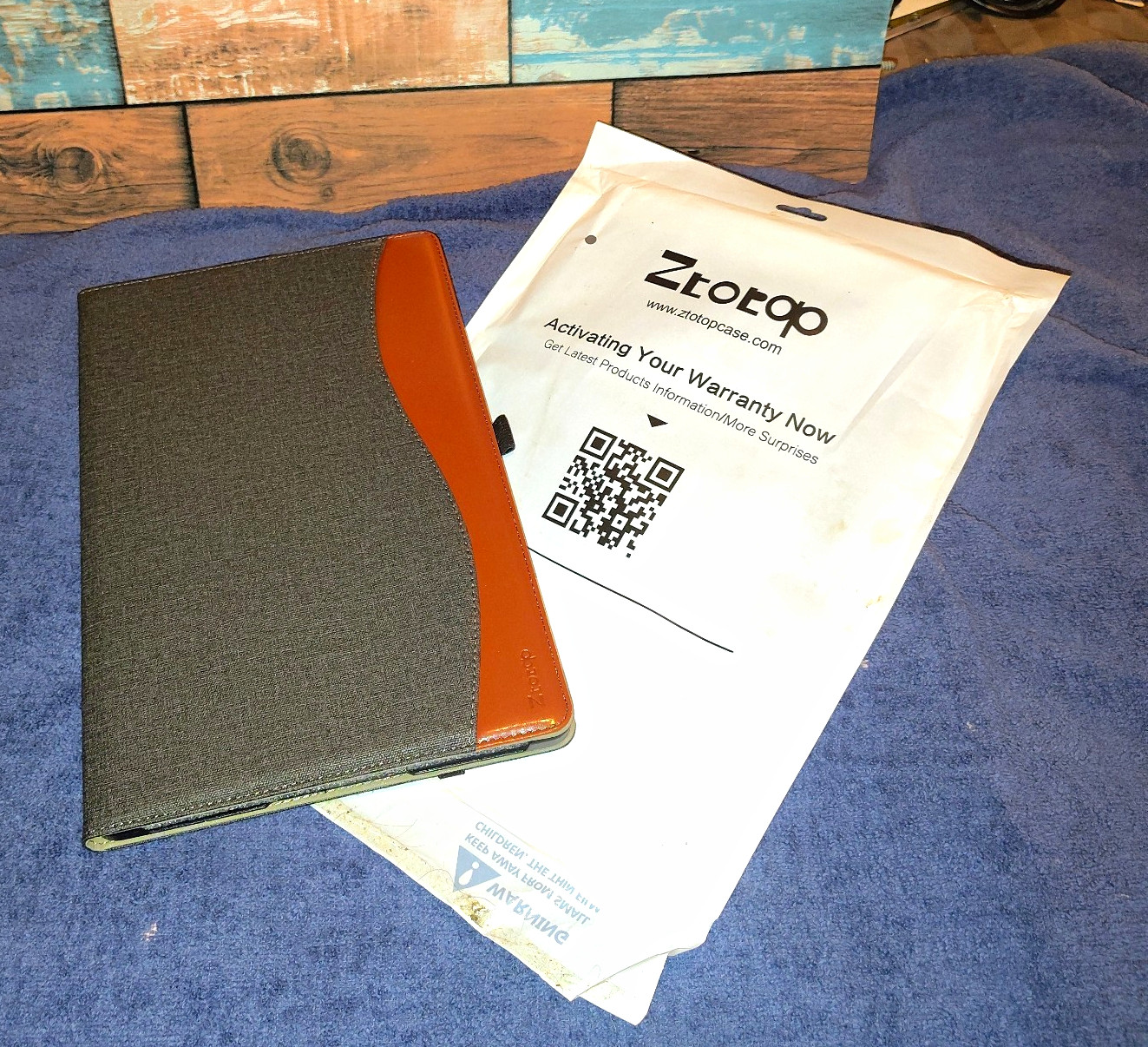 Ztotop Folding Folio Tablet Case, Synthetic Leather, Gray/Brown Accent