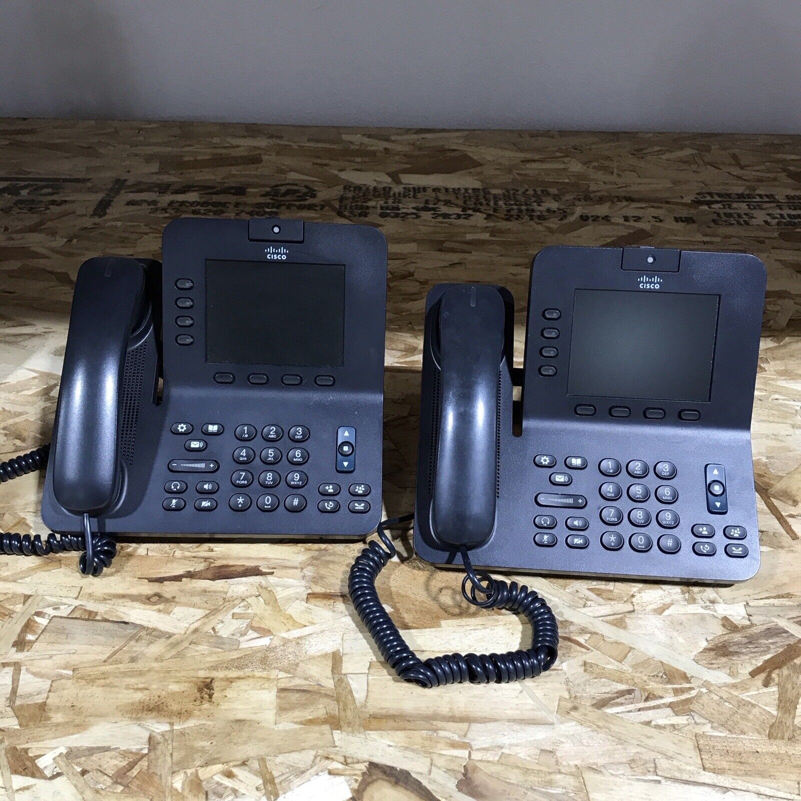 Lot of 2 Cisco CP-8945-K9 IP VOIP Video Conference Phone w/ Stand Handset Cable