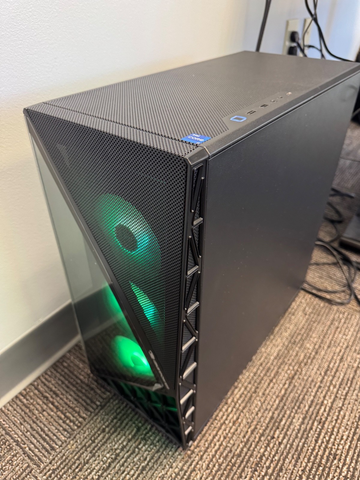 iBUYPOWER Slate Gaming PC i7-14700F RTX 5060 Ti 8GB 32GB DDR5 1TB SSD Win11 Pro