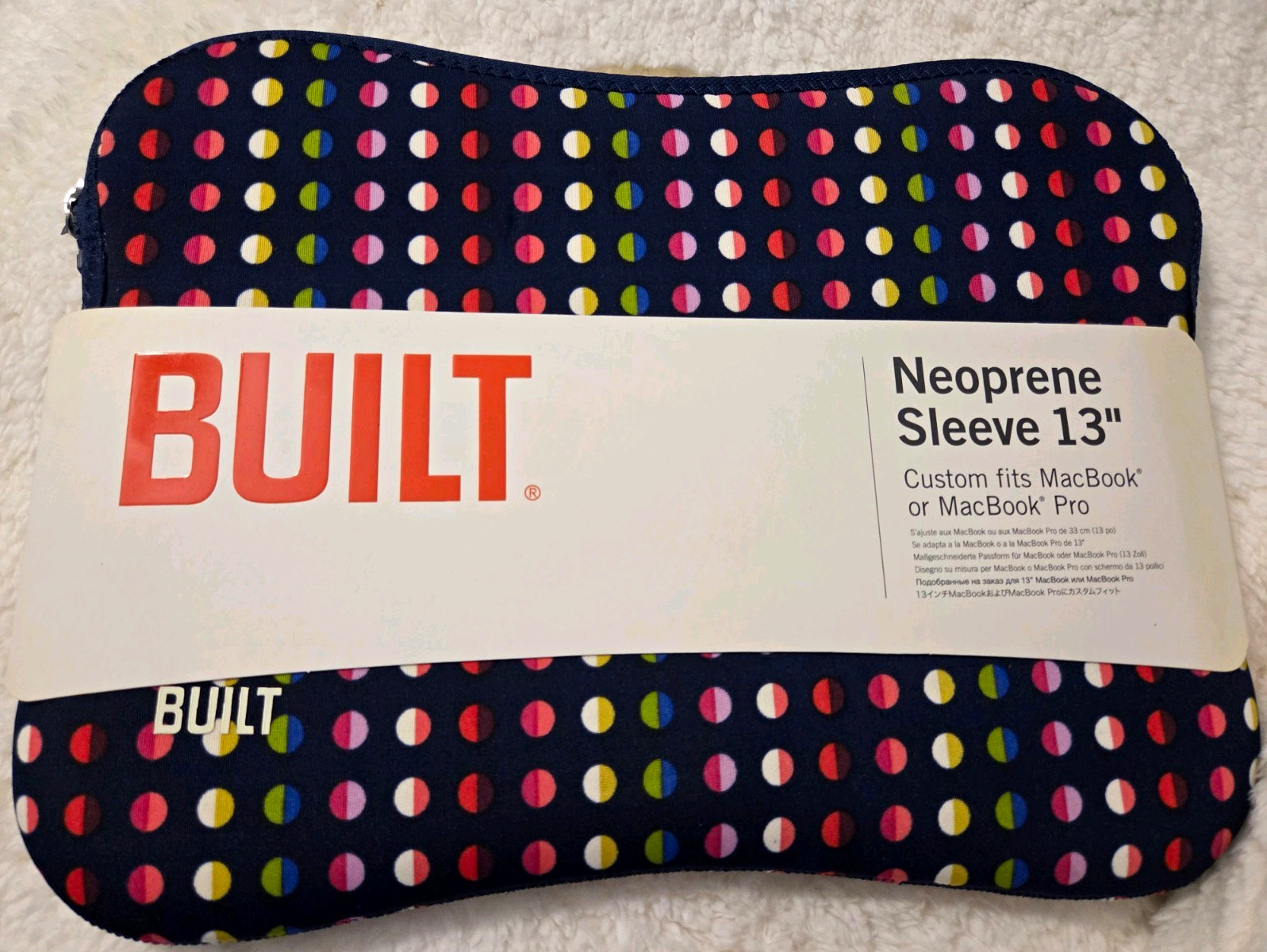 BUILT 13 in Neoprene Sleeve Case Zipper Closure Polka Dot for MacBook Pro