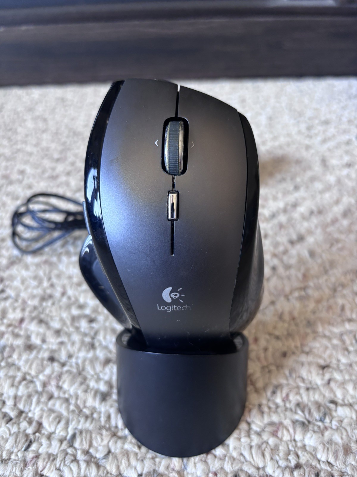 Logitech MX Revolution M-RBQ124 Ergonomic Wireless Laser Mouse & Charger NO USB