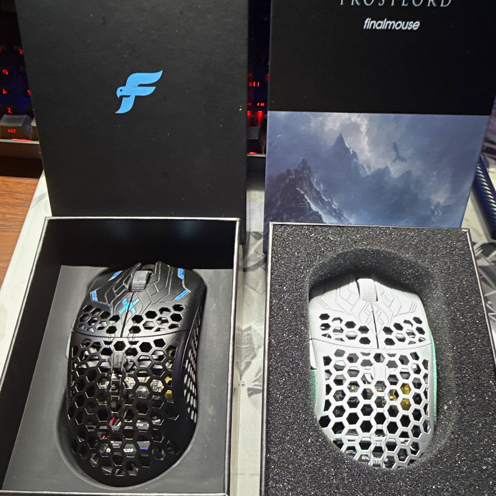 Finalmouse Frostlord + Finalmouse Ulx Phantom lion READ DESCRIPTION