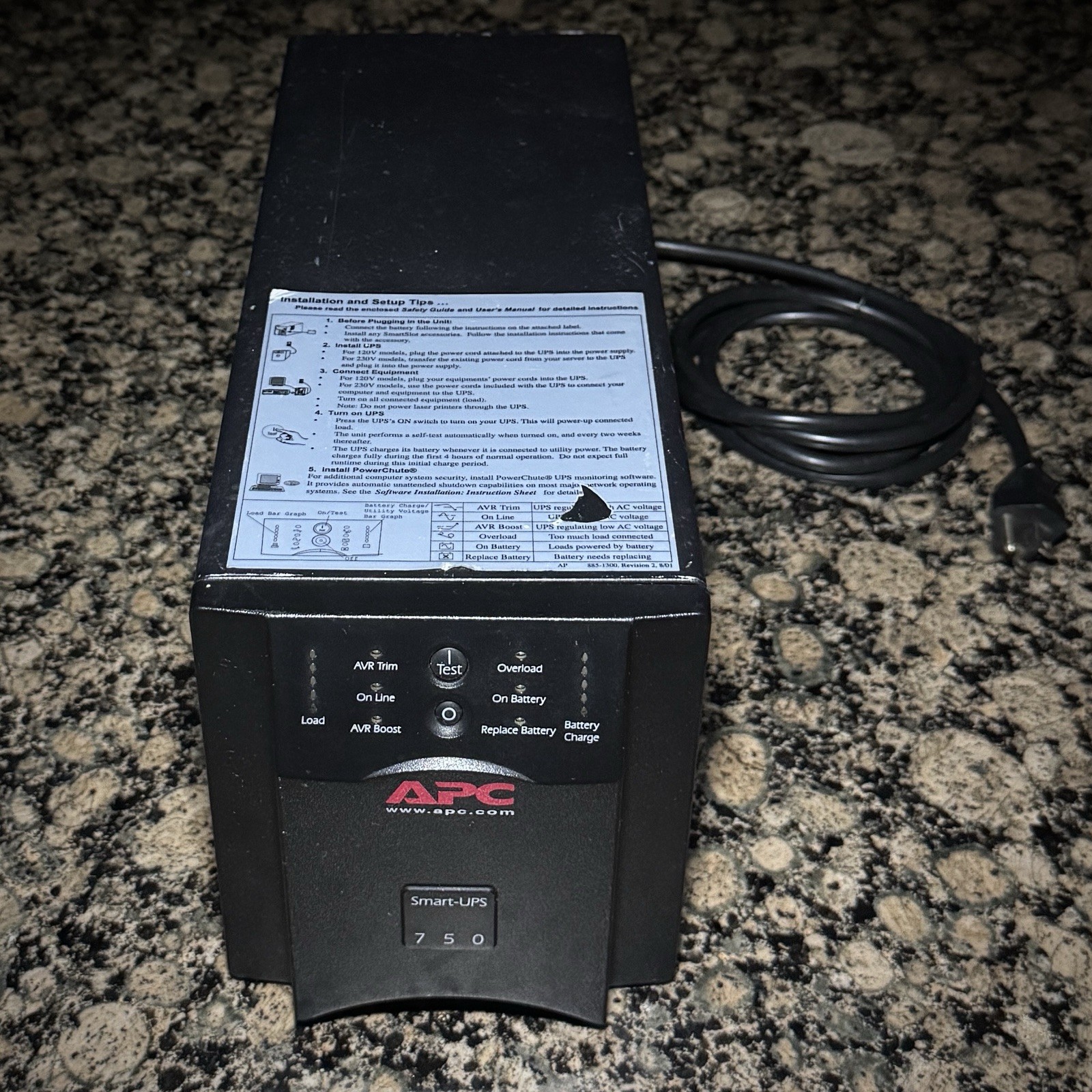 APC Smart UPS 750  SUA750 Uninterruptible Power Supply Requires 2 12v Batteries