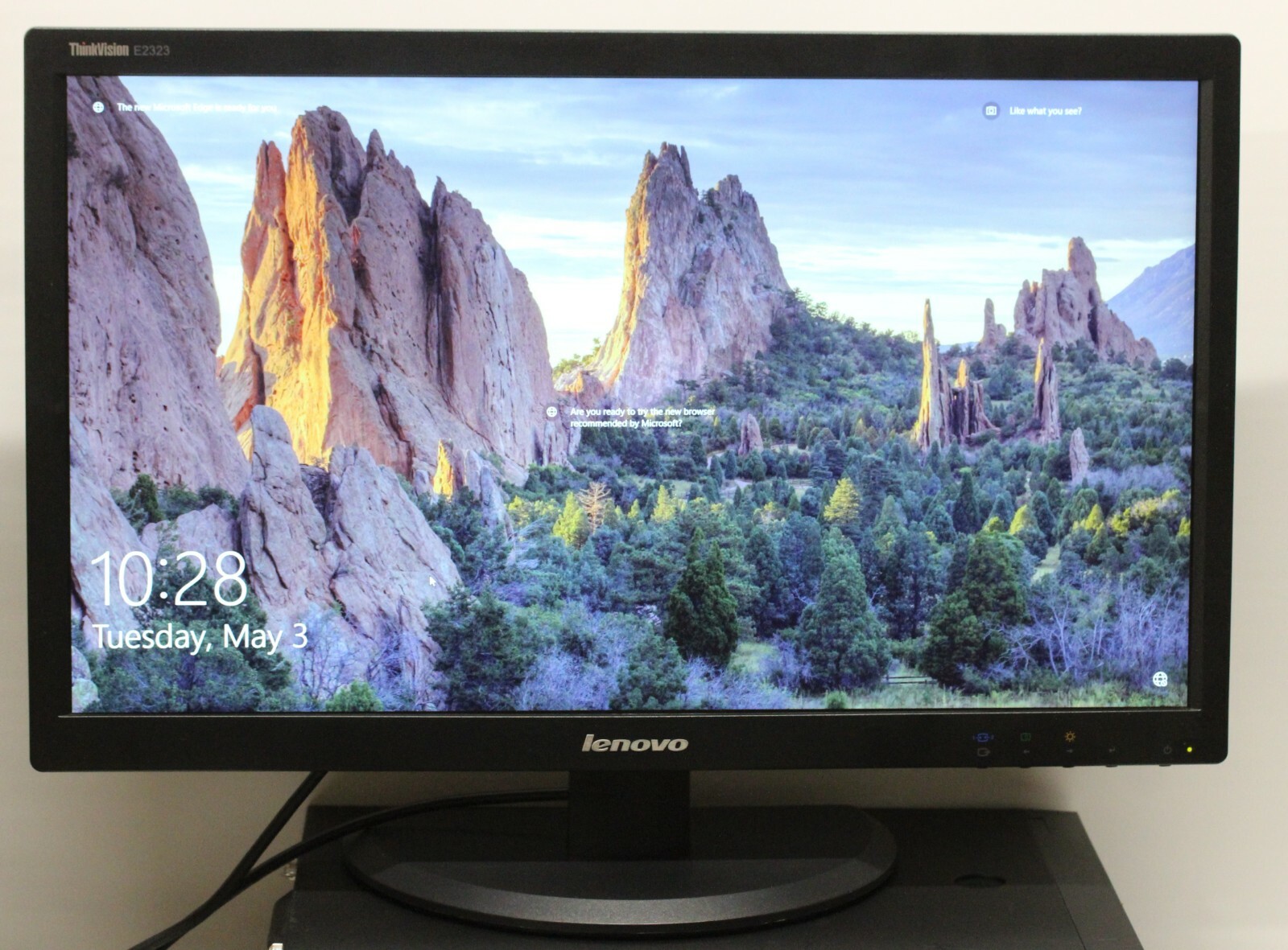 Lenovo ThinkVision E2323 23" LED Backlit 1920x1080 Monitor w/Stand (free ship)
