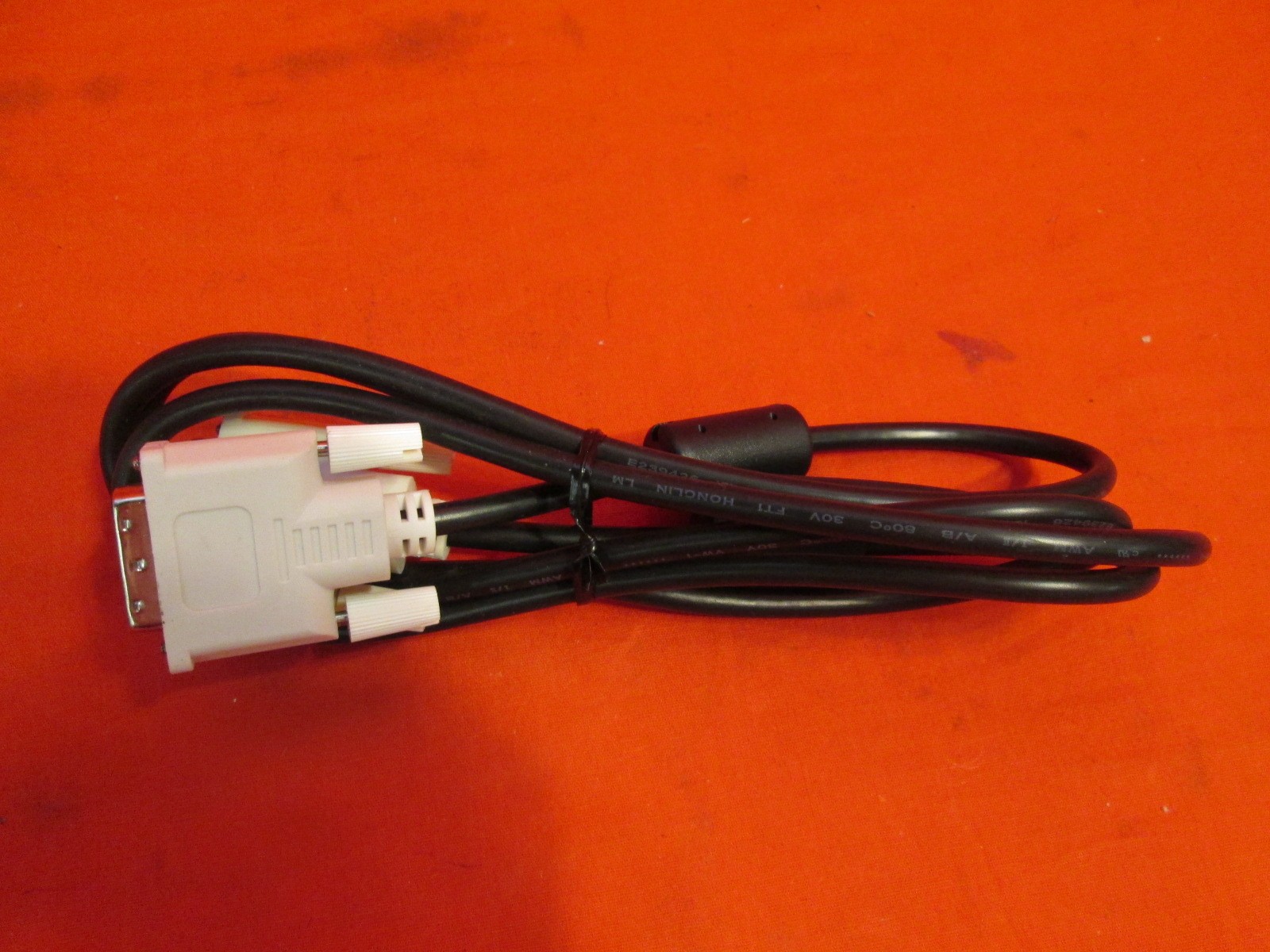 DVI-D Male-Male Digital Video Monitor LCD Flat Panel Cable Mint 2840