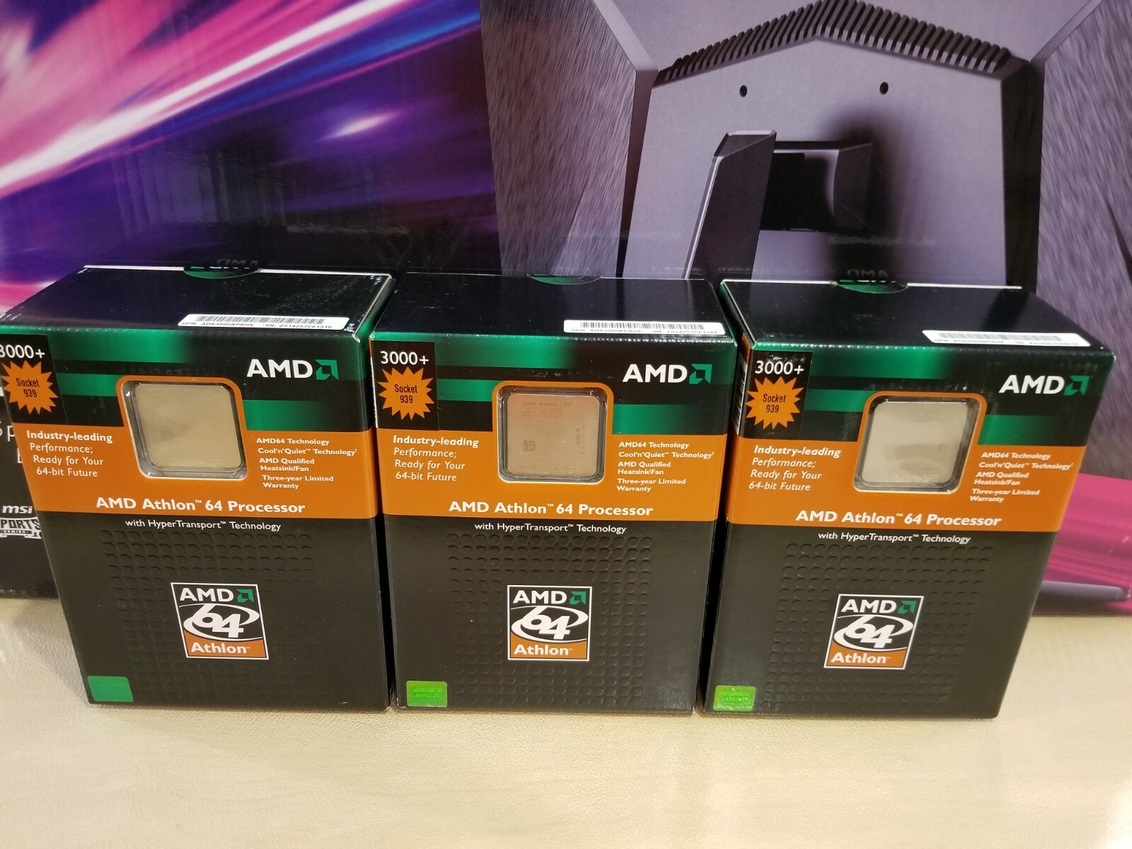AMD Athlon 64 3000+ 1.8GHz (ADA3000DAA4BW) Processor New, Sealed, Retail Box 