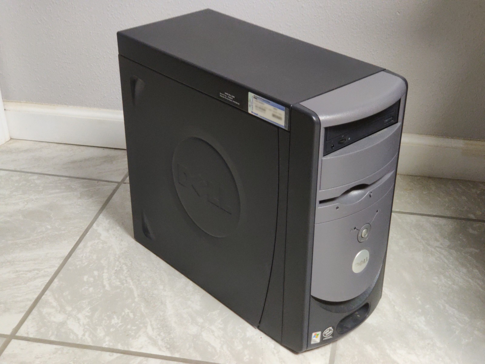 Dell Dimension 2400 — Retro Gaming PC — Celeron 2.40GHz — Windows XP Home