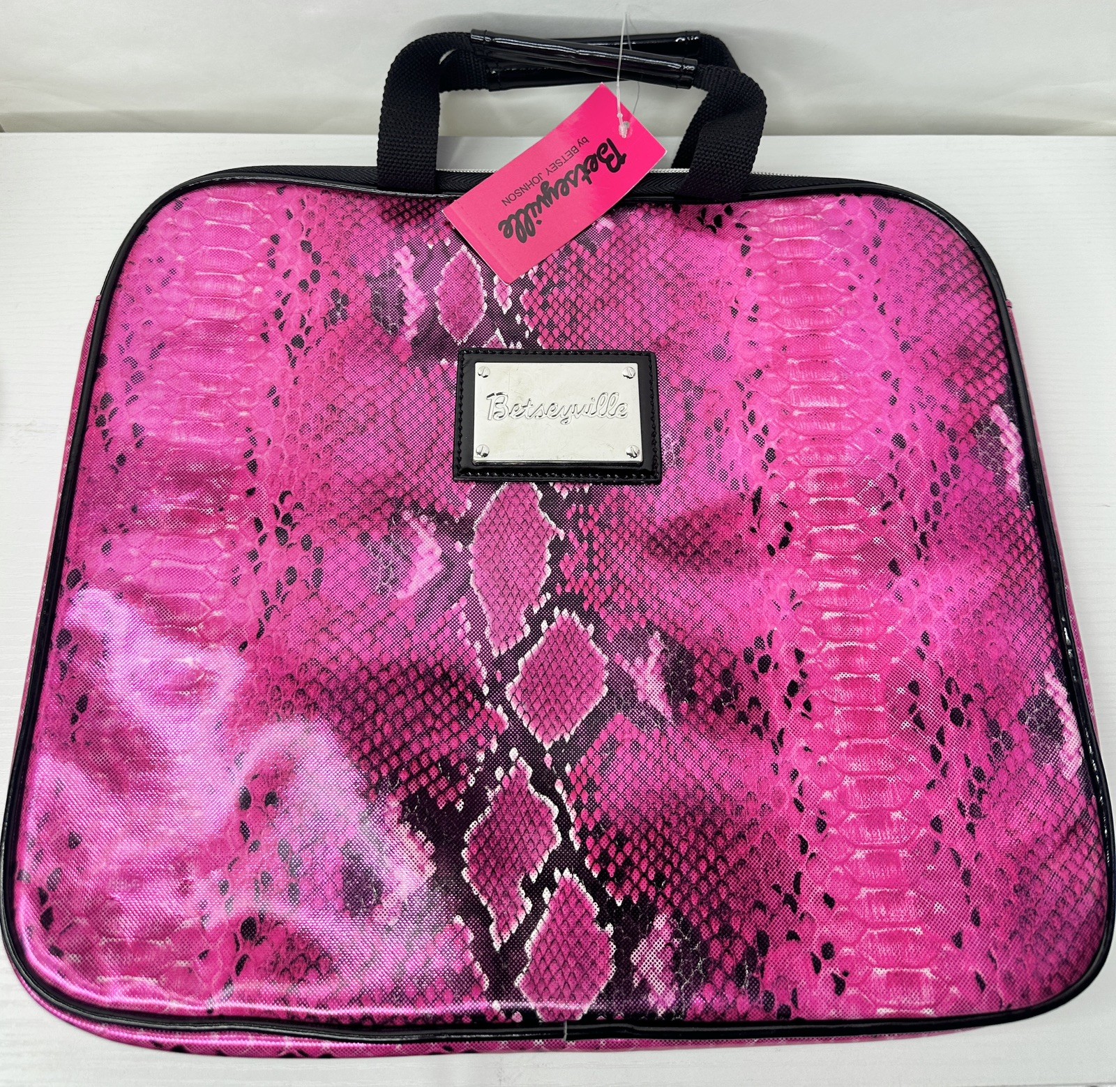 New Nwt Betsey Johnson Faux Snakeskin Notebook Laptop Case Bag Pink Betseyville