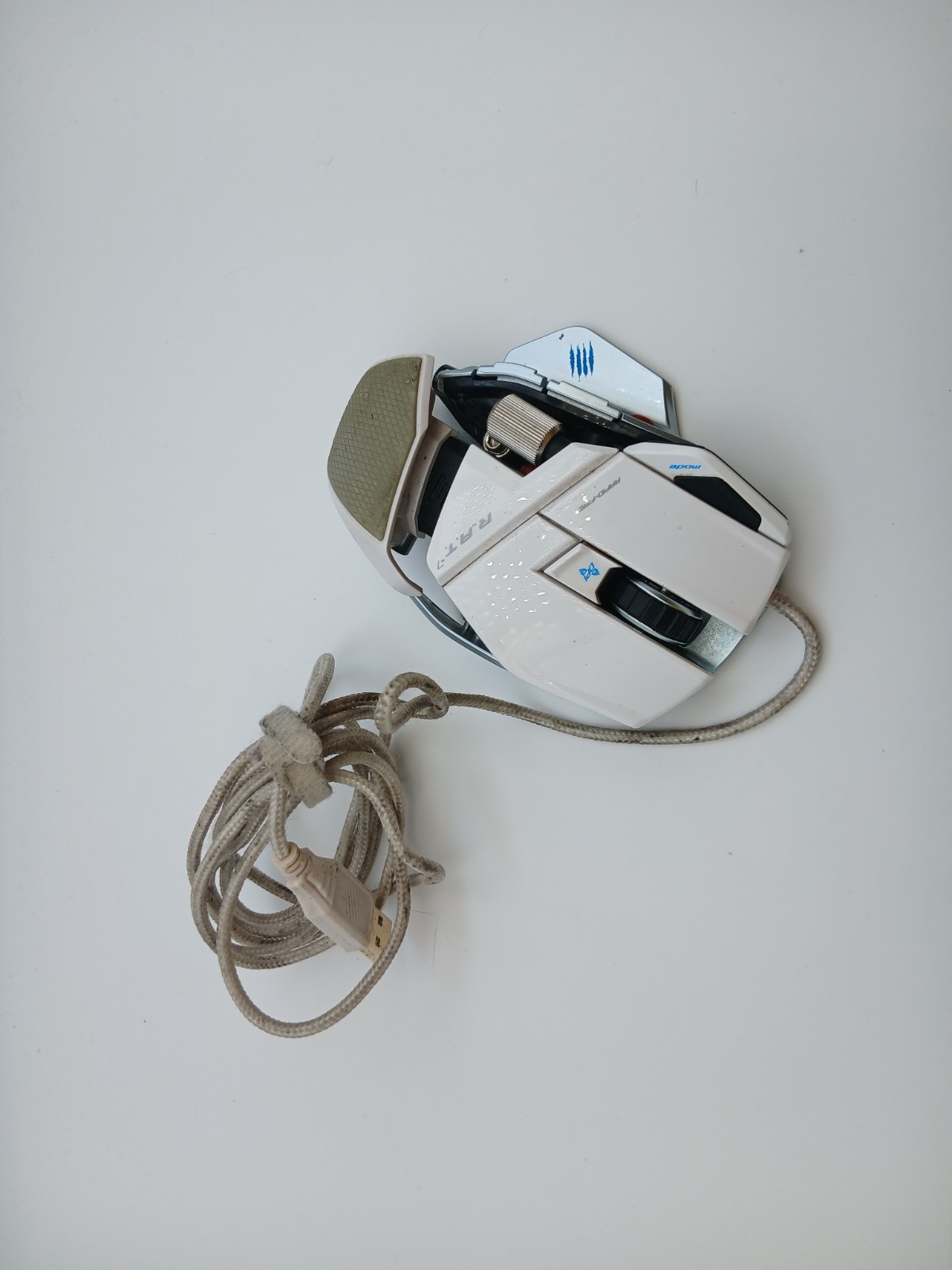 Mad Catz R.A.T. 7 RAT7 Gloss White Wired Gaming Mouse Model 43708 6400 DPI Used