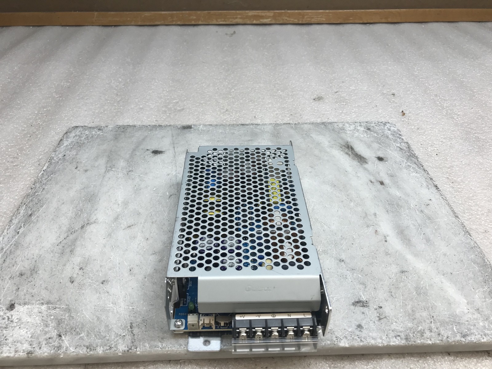 DAITRON HFS150A-15 Ultra Low Noise 15V 10A AC/DC Power Supply - Tested