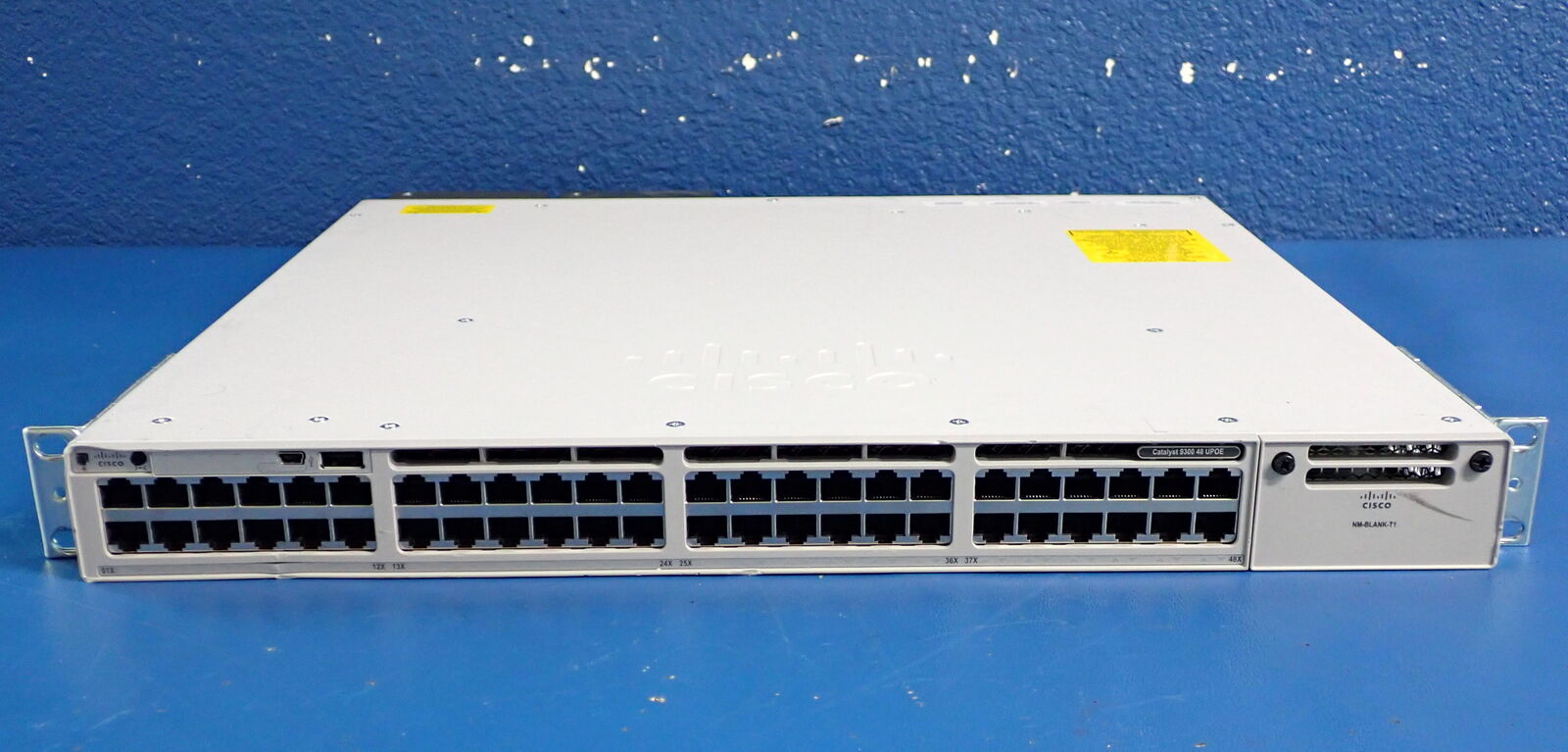 Cisco Catalyst 9300 UPoE Ethernet Switch C9300-48U-E V03 w/ 2x 1100W PS  **