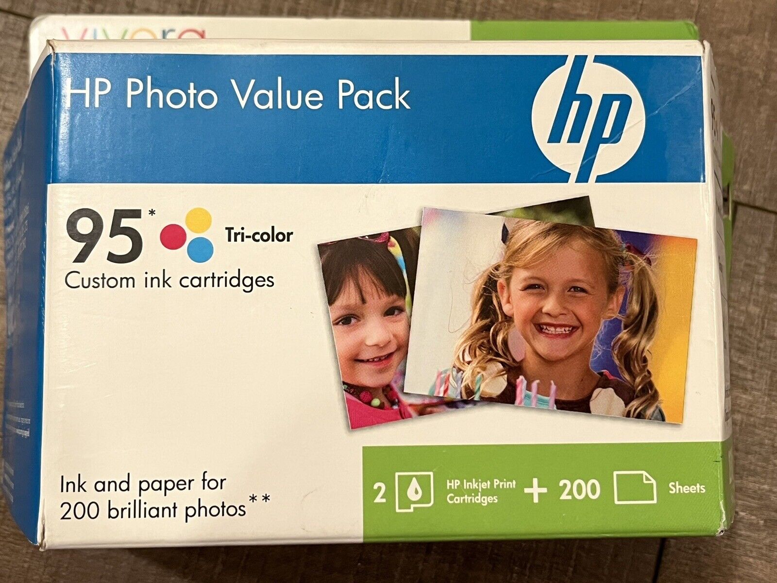 HP Photo Value Pack 95 Tri-Color 1 Ink 200 Photo Sheets - New open box expired
