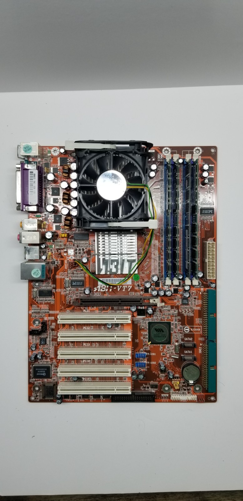 ABIT VT7 Motherboard + Intel Pentium 4 2.4GHz CPU + 2GB RAM + Cooler Combo
