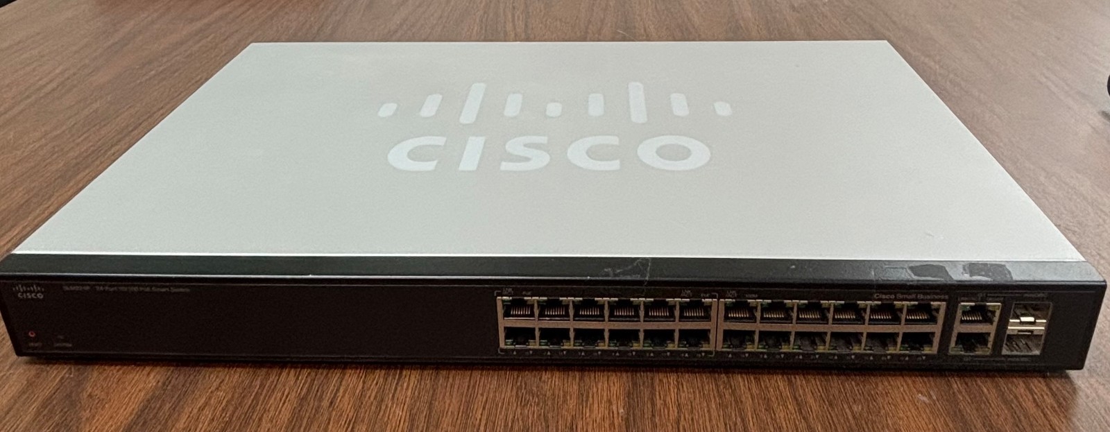 Cisco Small Business Smart (SLM224P) 24-Ports External Ethernet Switch