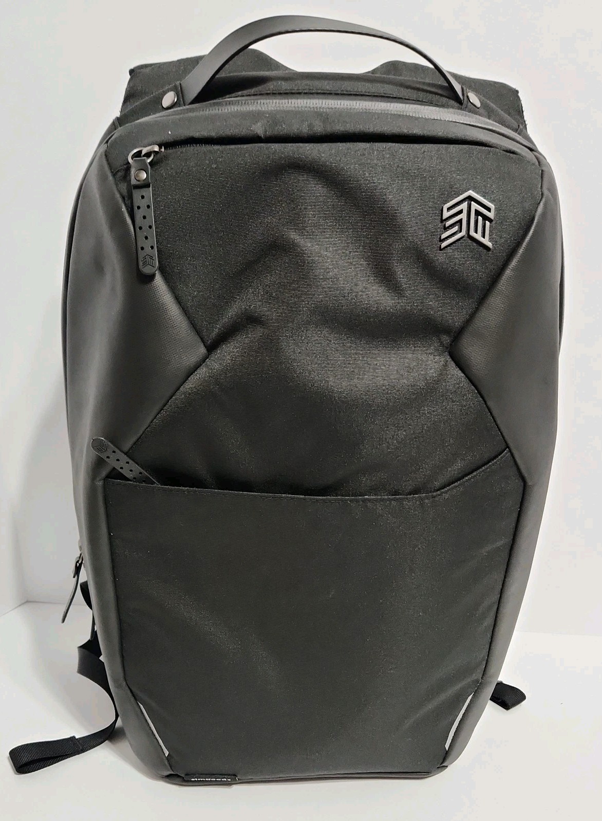 STM 18L Myth Laptop Backpack Black NEW w/o tags NWOT Water-Resistant, SlingTech