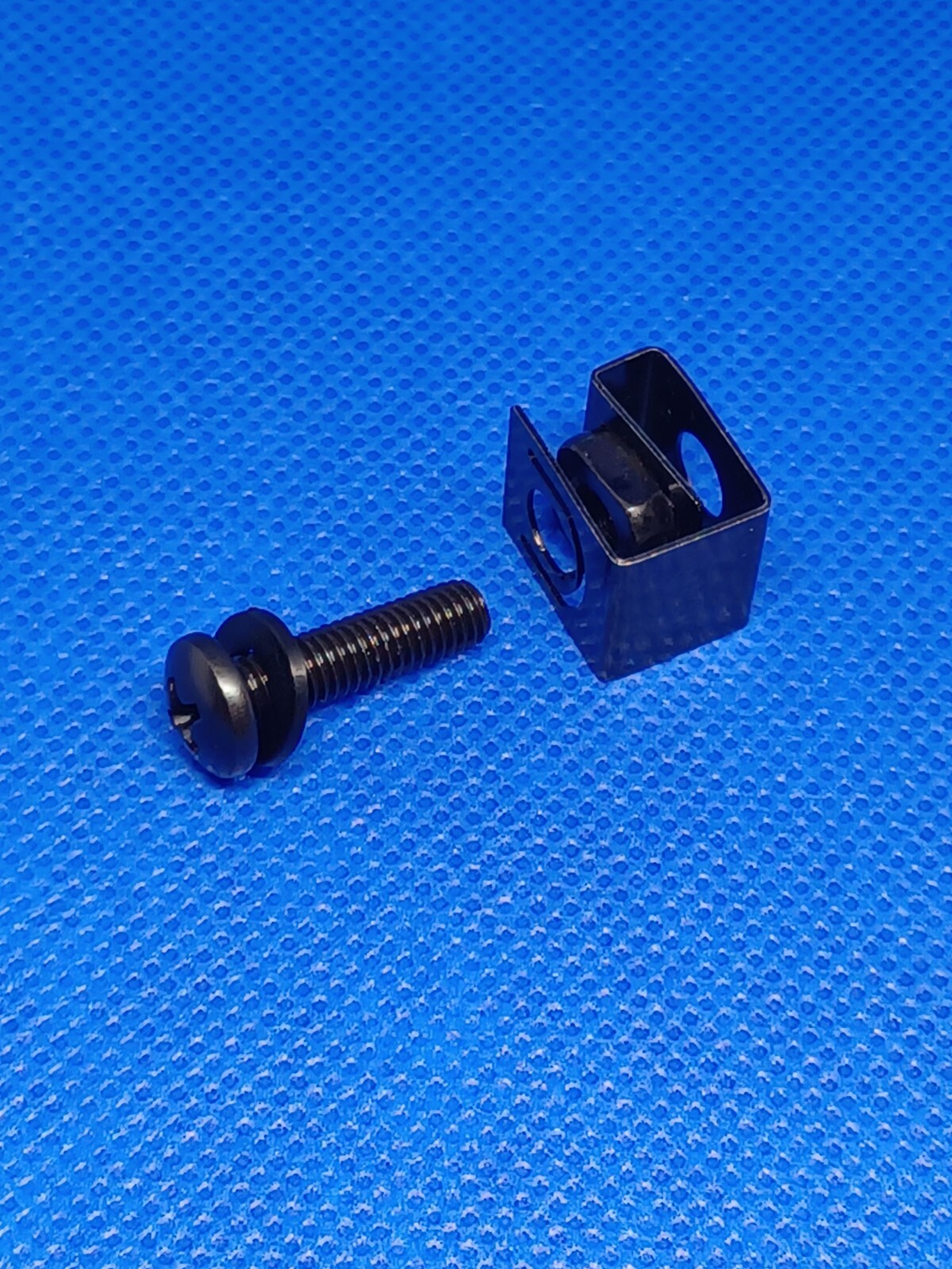 10 Sets x 10-32 Black Slide On Clip Nuts & Screws & Washers- For SKB Rack