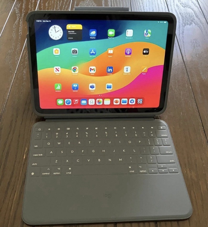 Apple iPad 10th Gen 64GB Wi-Fi Blue A2696 + Logitech Keyboard Case Bundle