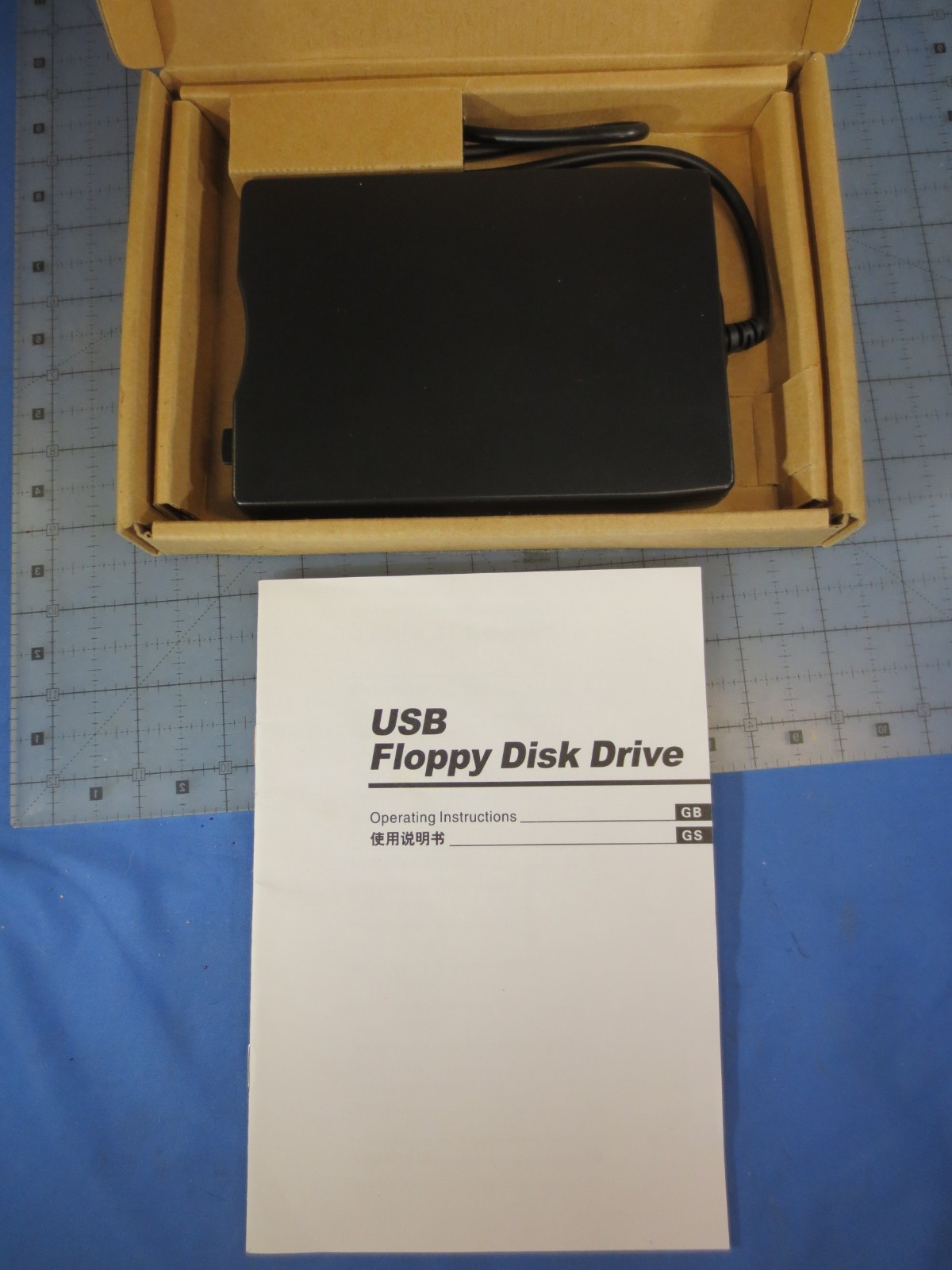 Portable USB FLOPPY DISK DRIVE 1.44 Mb FDD (Free & Fast Shipping)