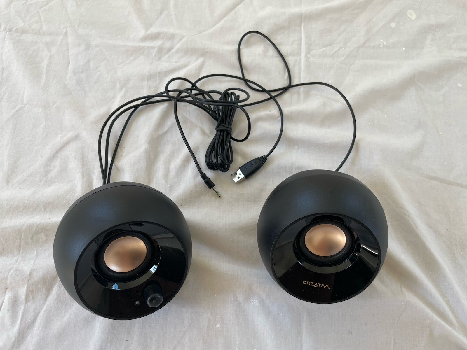 Creative Pebble USB 2.0 Desktop Speakers - Black